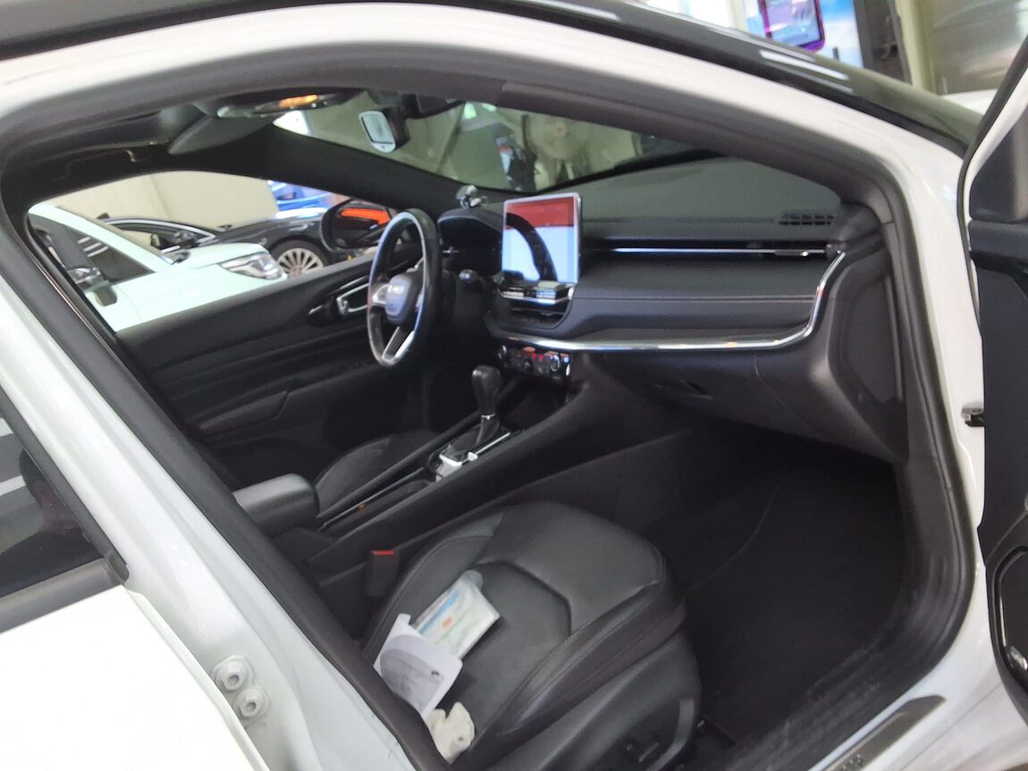 JEEP COMPASS (MP) 2.4 AWD S 2022 - zdjęcie 15