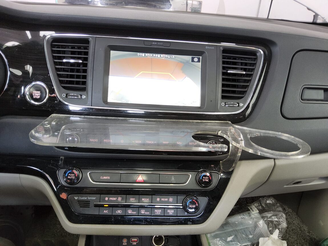 KIA THE NEW CARNIVAL LIMOUSINE 7-SEATER DIESEL VIP 2019 - zdjęcie 18