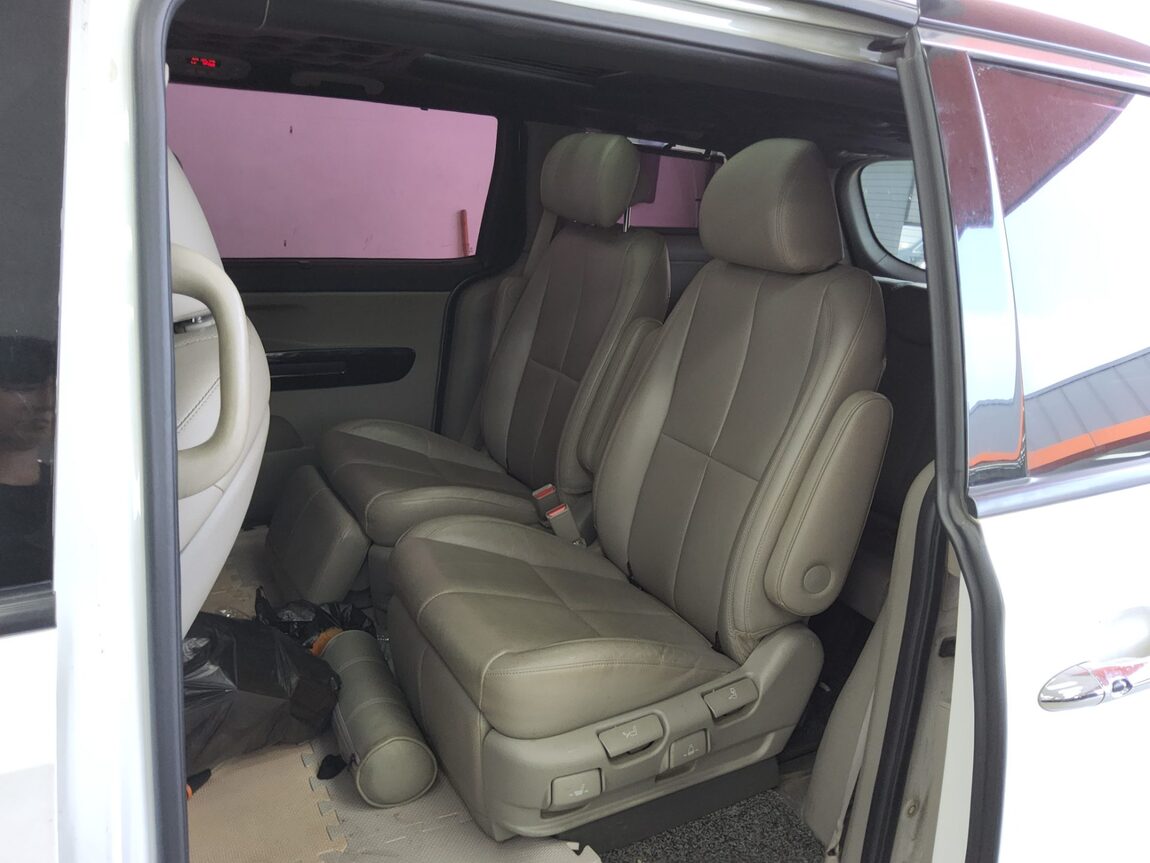 KIA THE NEW CARNIVAL LIMOUSINE 7-SEATER DIESEL VIP 2019 - zdjęcie 12