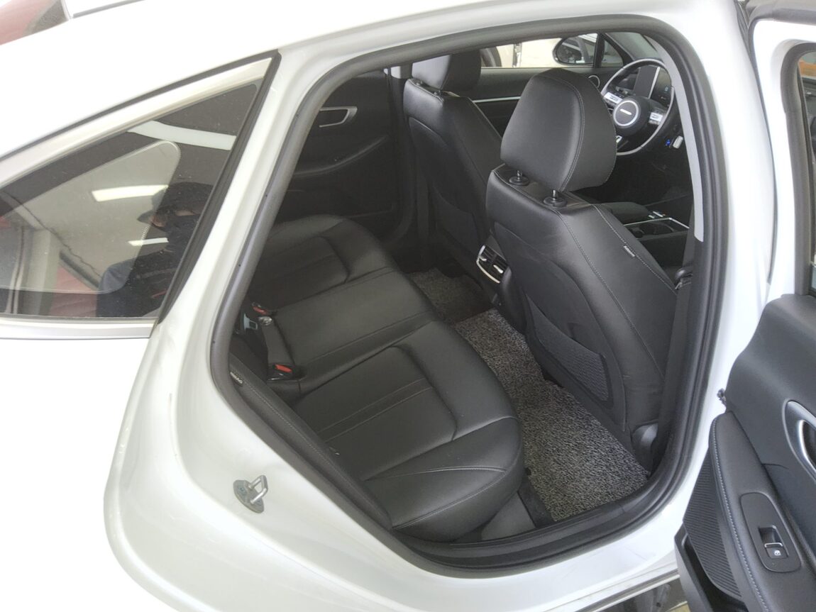 HYUNDAI SONATA THE EDGE GASOLINE 2.0 EXCLUSIVE 2025 - zdjęcie 13