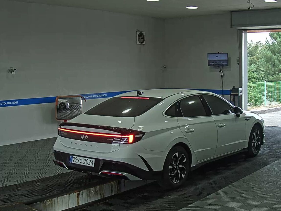 HYUNDAI SONATA THE EDGE GASOLINE 2.0 EXCLUSIVE 2025 - zdjęcie 5