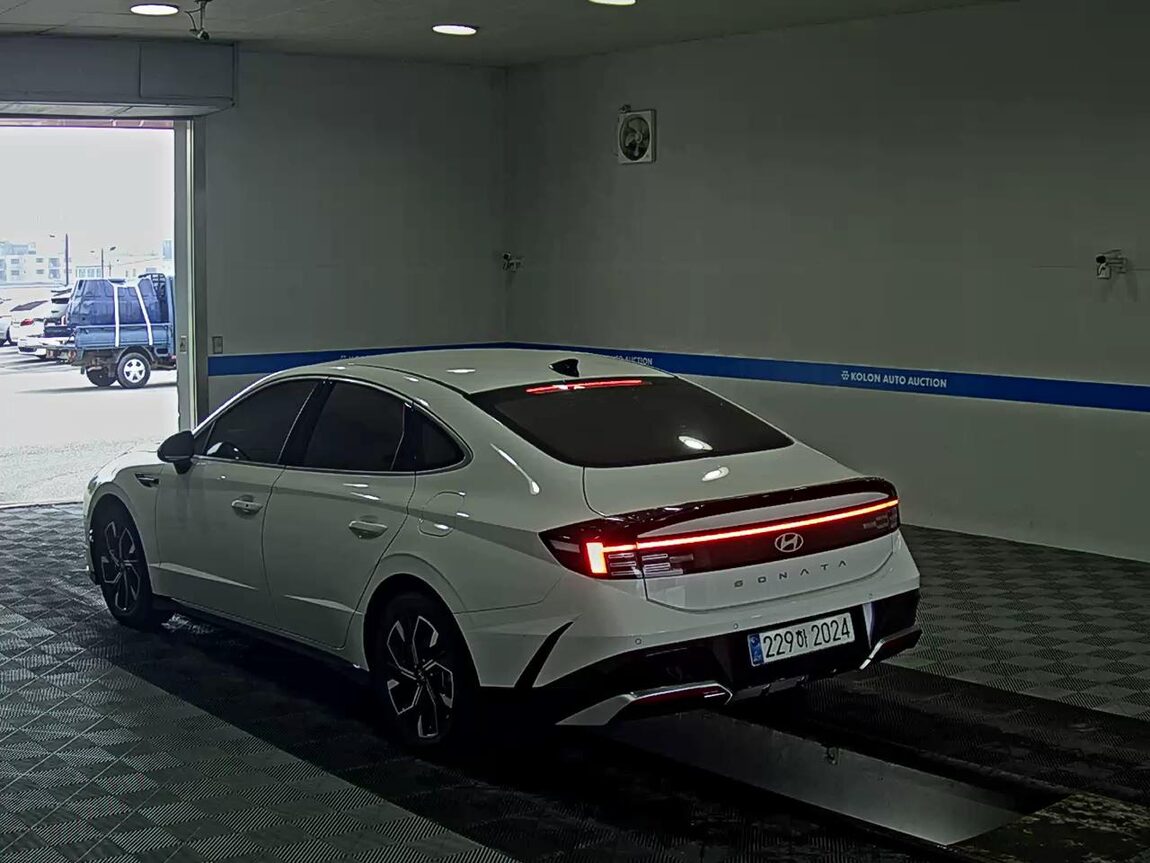 HYUNDAI SONATA THE EDGE GASOLINE 2.0 EXCLUSIVE 2025 - zdjęcie 6