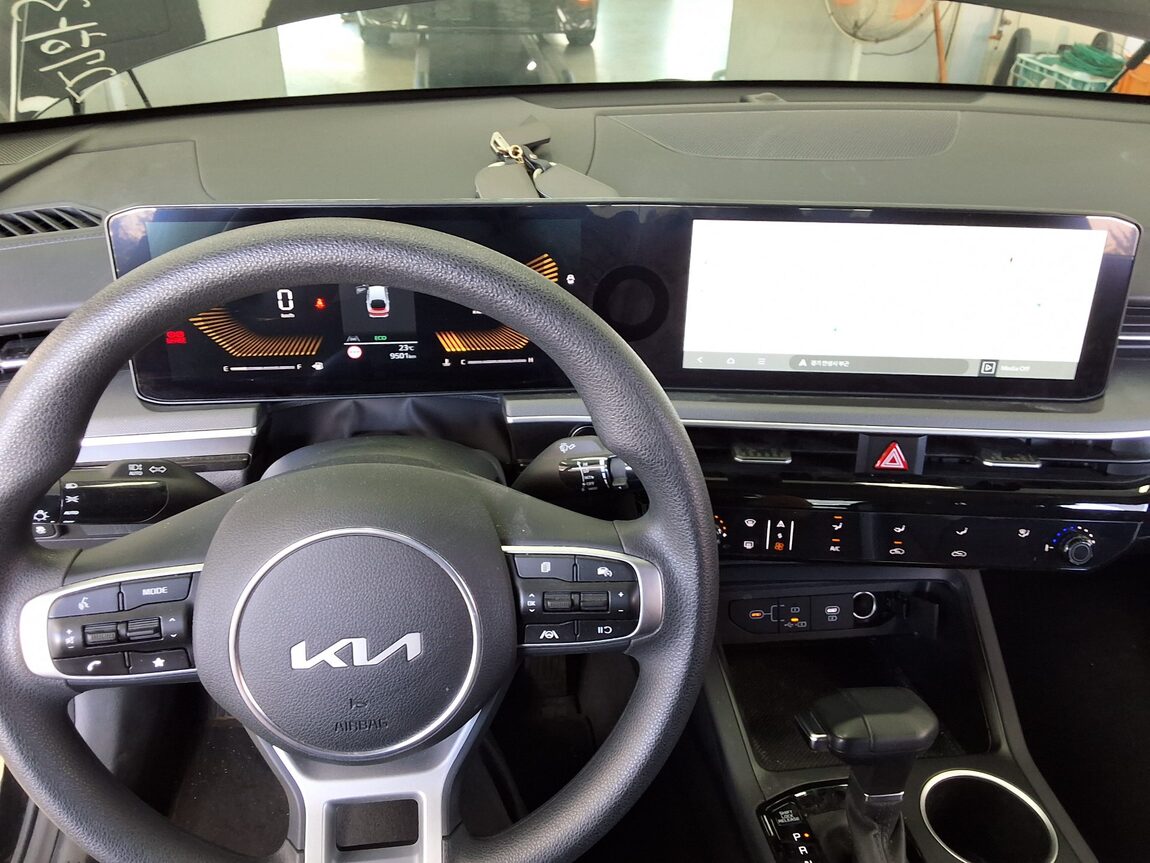 KIA THE NEW K5 (DL3) 2.0 LPI RENTAL CAR TRENDY 2026 - zdjęcie 18