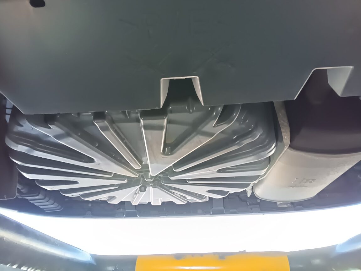 RENAULT (SAMSUNG) SM6 2.0 GDe RE 2019 - zdjęcie 23
