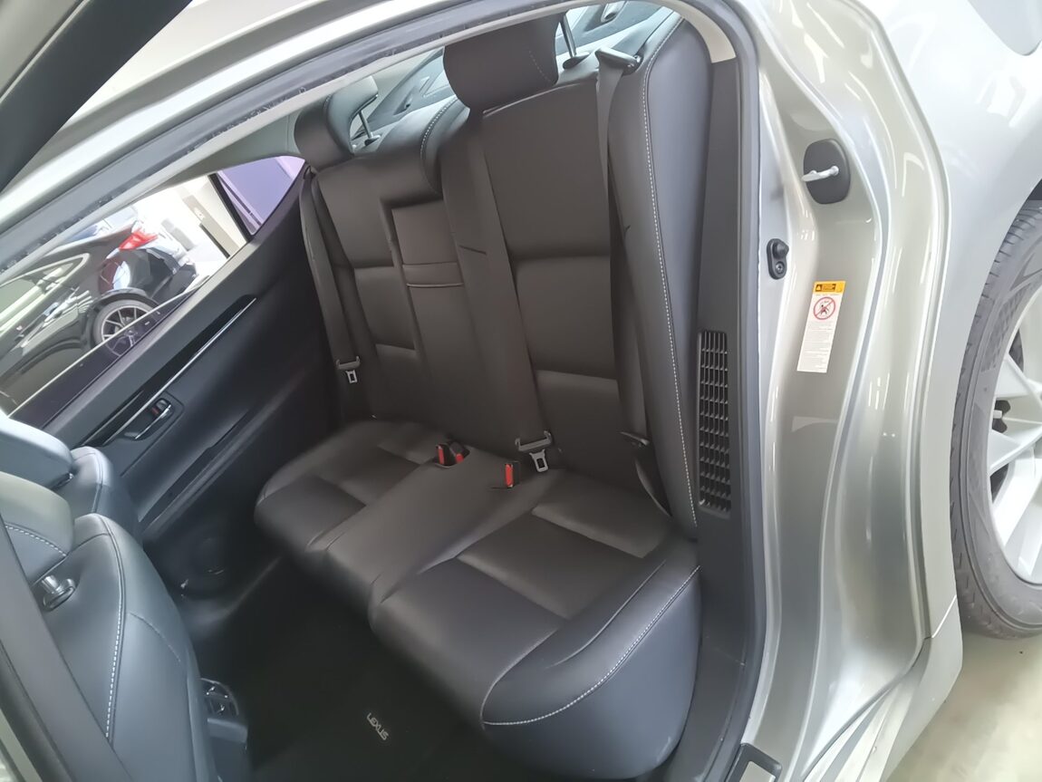 LEXUS ES (6TH GEN) 300h 2015 - zdjęcie 21