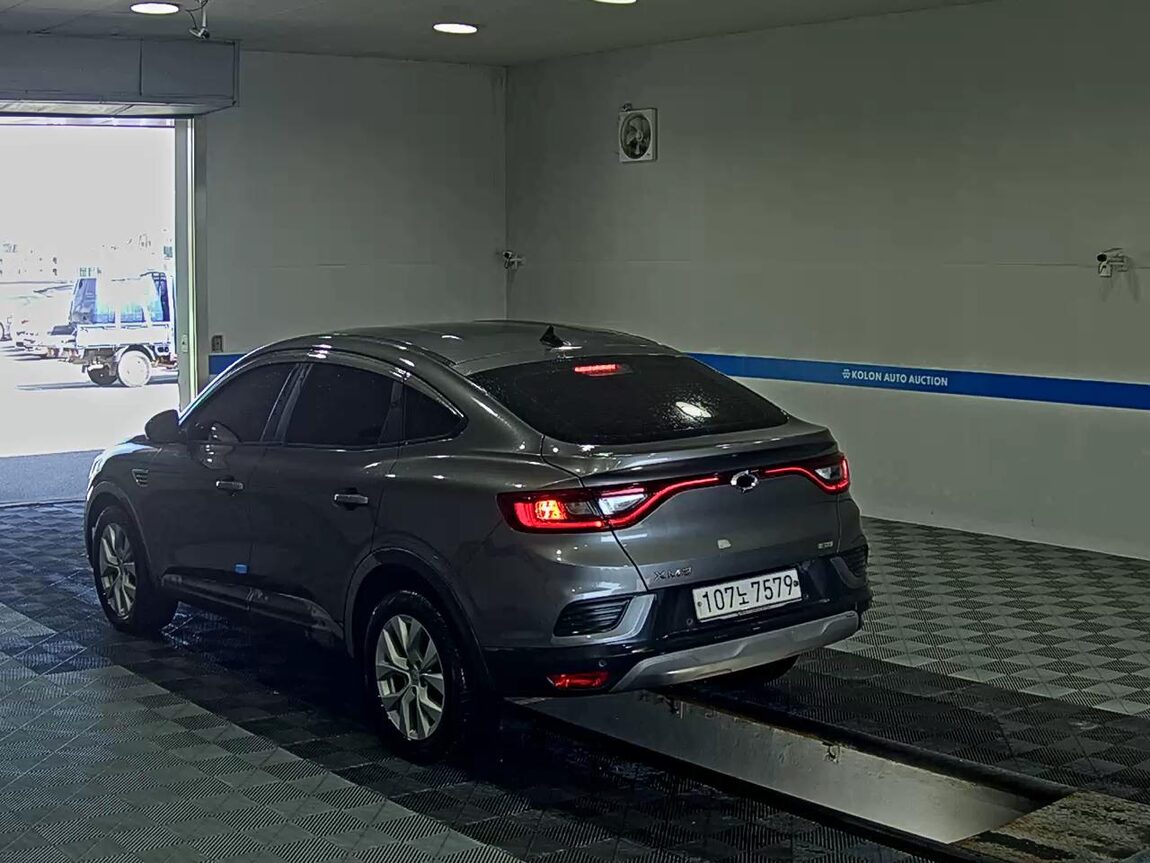 RENAULT (SAMSUNG) XM3 1.6 GTe LE 2020 - zdjęcie 6