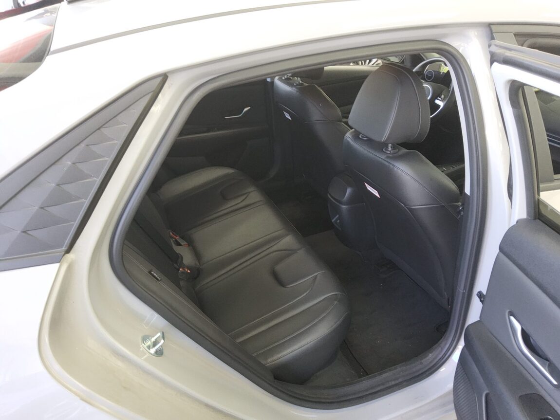 HYUNDAI THE NEW AVANTE HYBRID (CN7) 1.6 HEV SMART 2024 - zdjęcie 13