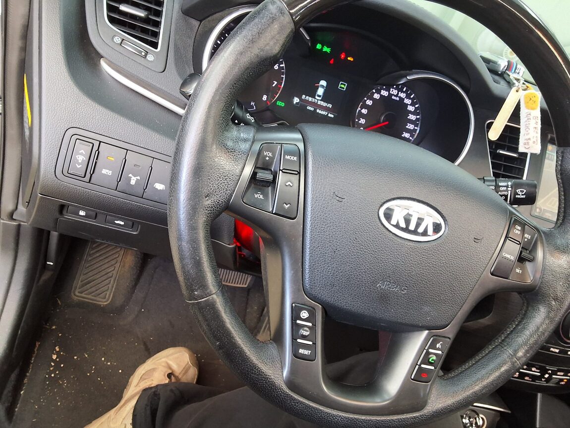 KIA K7 PRESTIGE 3.3 GDI NOBLESSE 2012 - zdjęcie 23