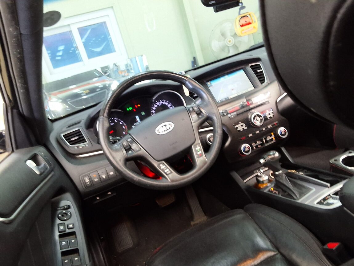 KIA K7 PRESTIGE 3.3 GDI NOBLESSE 2012 - zdjęcie 12