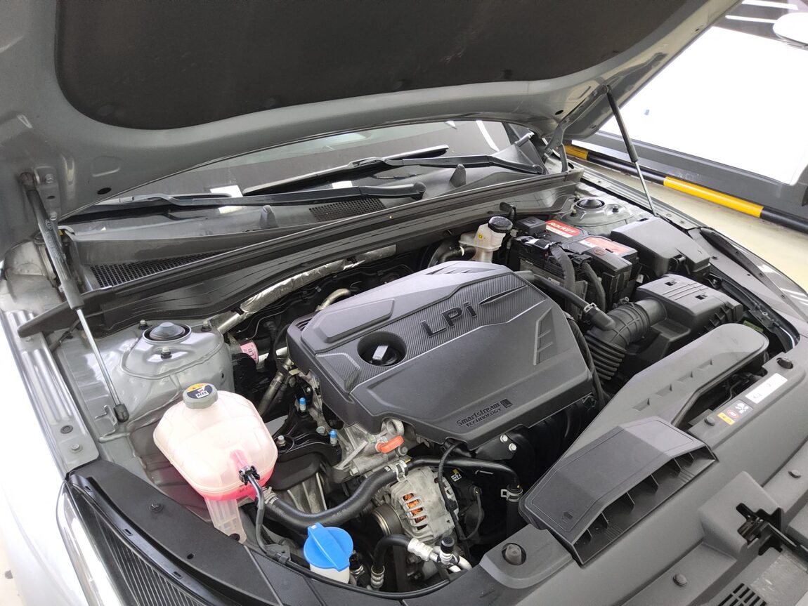 KIA NEW K5 (DL3) 2.0 LPI RENTAL CAR STANDARD 2023 - zdjęcie 17