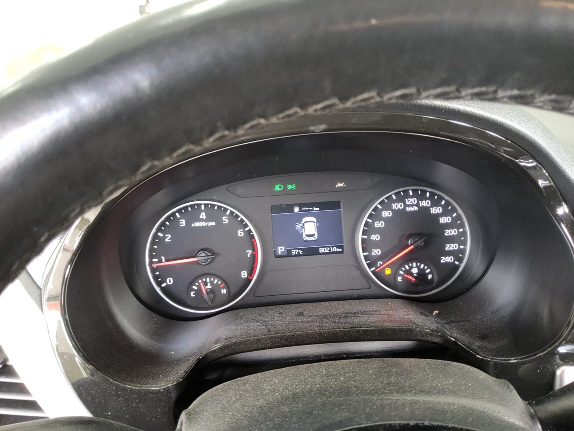 KIA SELTOS 1.6 GASOLINE 2WD TRENDY 2023 - zdjęcie 9