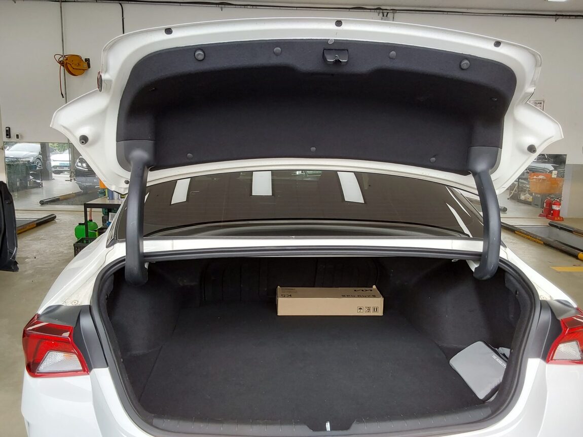 KIA NEW K5 (DL3) 2.0 LPI RENTAL CAR STANDARD 2023 - zdjęcie 15