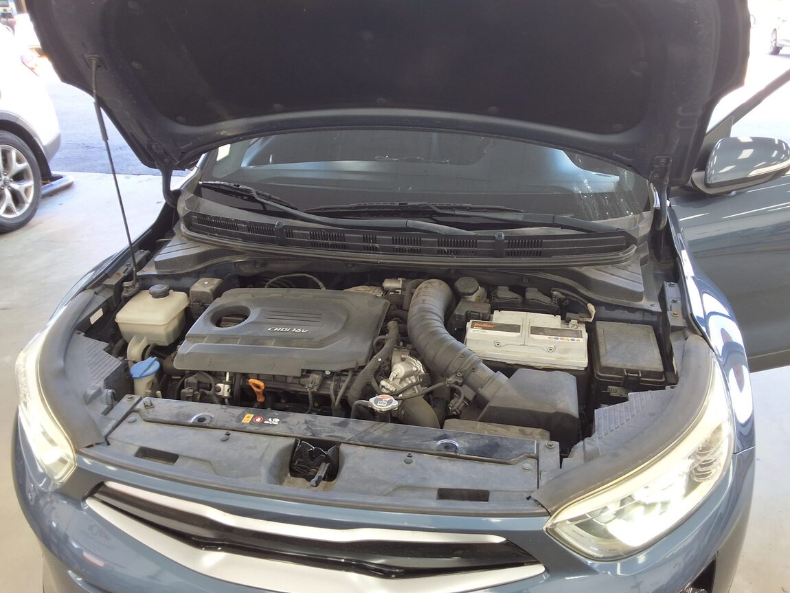 KIA STONIC U2 1.6 DIESEL TRENDY 2019 - zdjęcie 20