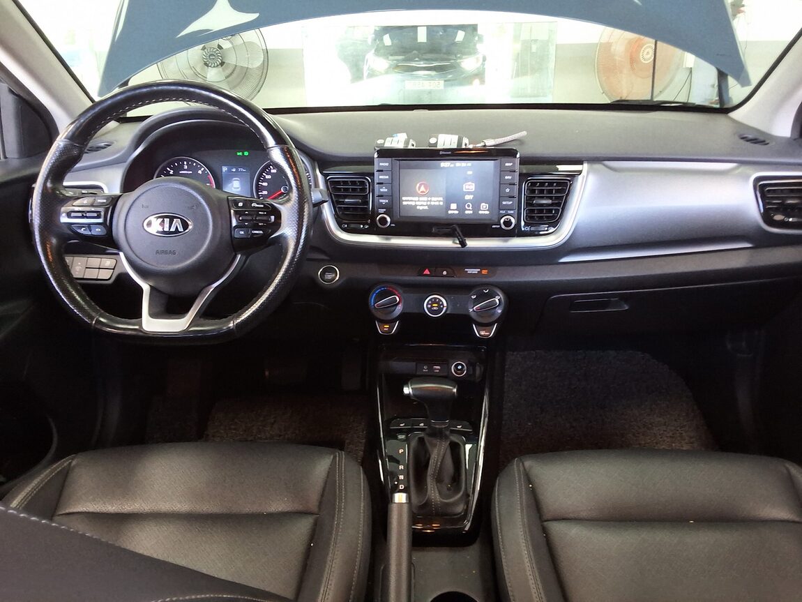 KIA STONIC U2 1.6 DIESEL TRENDY 2019 - zdjęcie 12