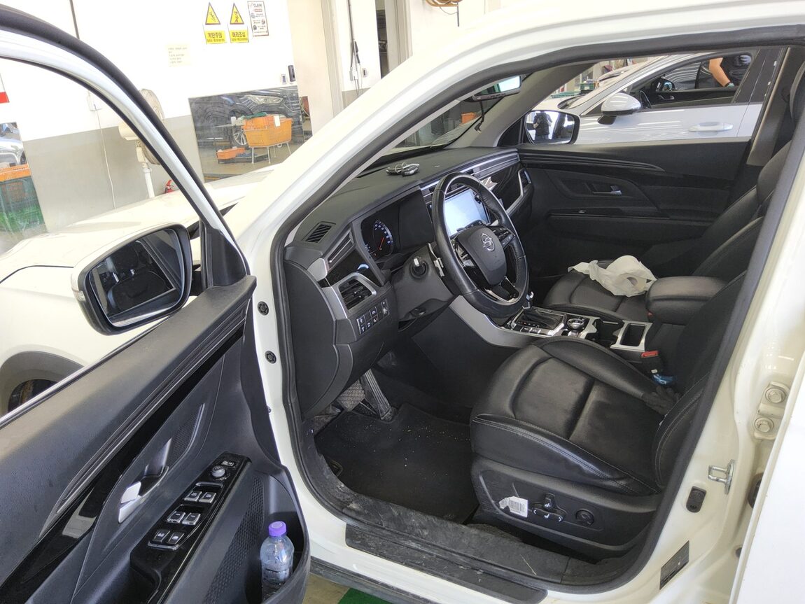 KG MOBILITY (SSANGYONG) ALL NEW KORANDO 1.6 DIESEL AWD C5 PLUS 2022 - zdjęcie 10