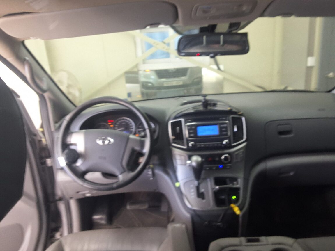 HYUNDAI THE NEW GRAND STAREX 3-SEATER DIESEL VAN SMART 2021 - zdjęcie 12