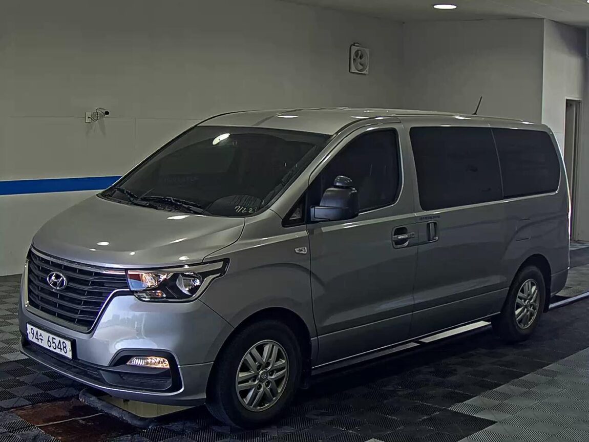 HYUNDAI THE NEW GRAND STAREX 3-SEATER DIESEL VAN SMART 2021 - zdjęcie 2