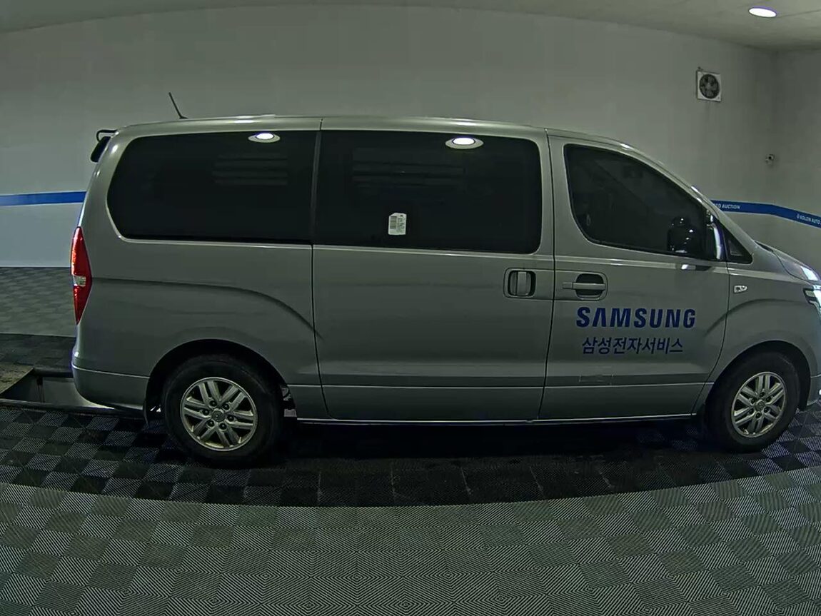 HYUNDAI THE NEW GRAND STAREX 3-SEATER DIESEL VAN SMART 2021 - zdjęcie 4