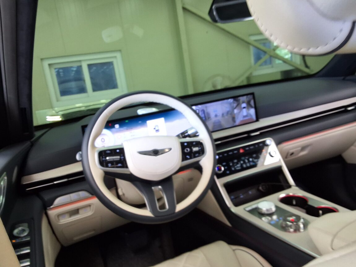 GENESIS NEW GV80 2.5 GASOLINE AWD BASE MODEL 2024 - zdjęcie 12