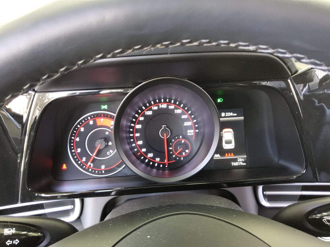 HYUNDAI AVANTE (CN7) 1.6 GASOLINE MODERN 2021 - zdjęcie 9