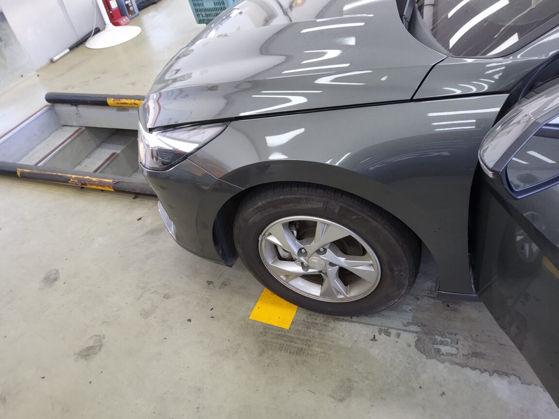 HYUNDAI AVANTE (CN7) 1.6 GASOLINE MODERN 2021 - zdjęcie 20