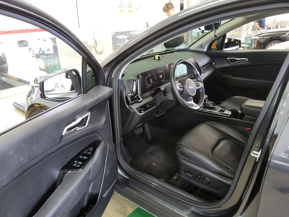 KIA THE ALL NEW SPORTAGE 2.0 DIESEL 2WD PRESTIGE 2024 - zdjęcie 10