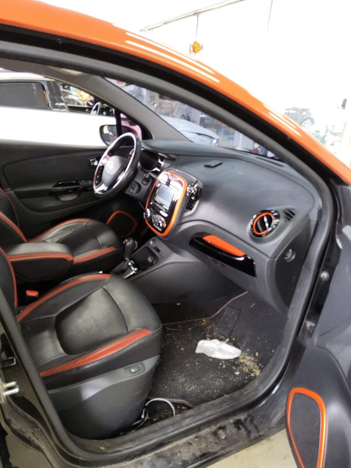 RENAULT (SAMSUNG) QM3 RE 2015 - zdjęcie 14