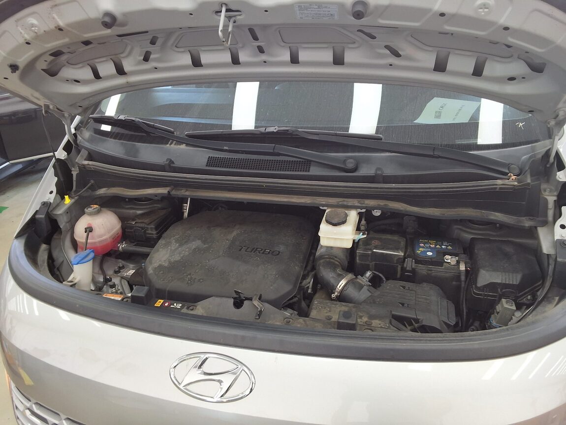 HYUNDAI STARIA 2.2 DIESEL CARGO 5-SEATER SMART 2022 - zdjęcie 19