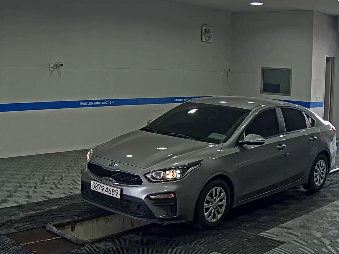 KIA ALL NEW K3 1.6 GASOLINE TRENDY 2020 - zdjęcie 2