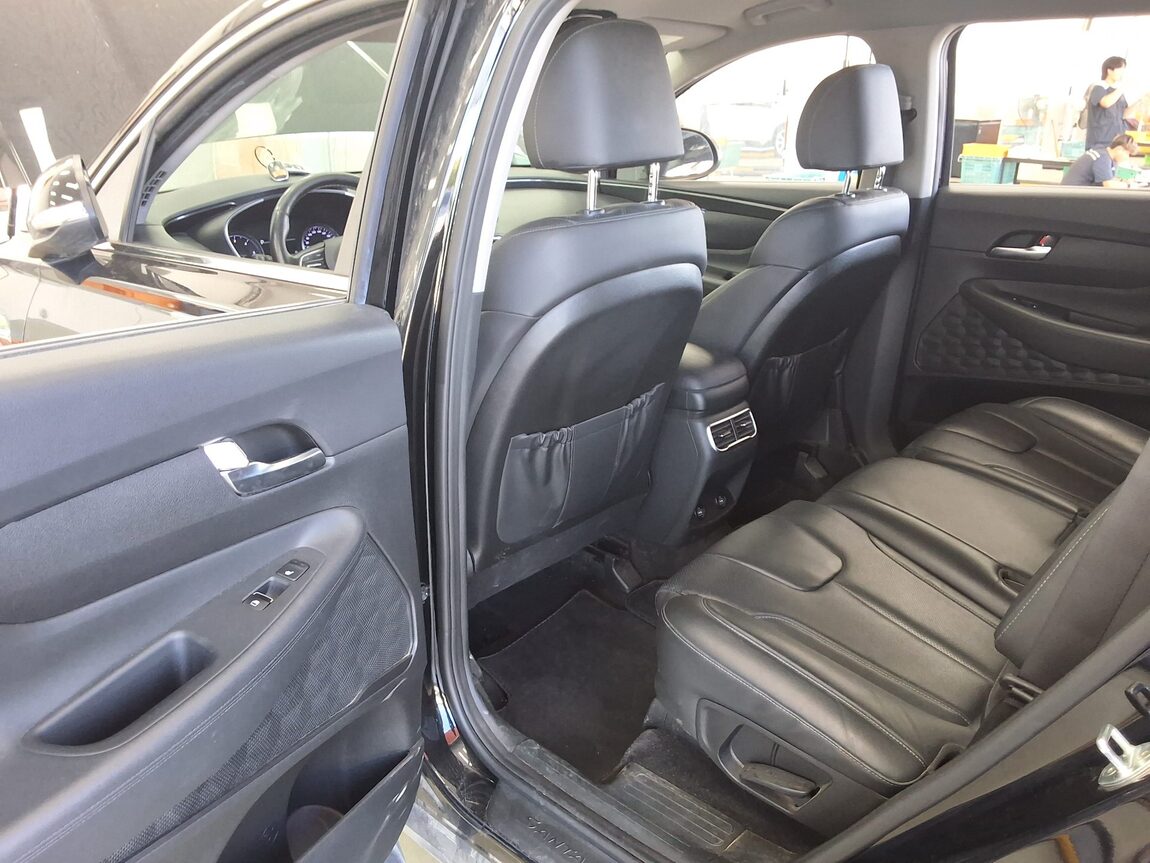 HYUNDAI THE NEW SANTA FE DIESEL 2.2 2WD PREMIUM 2021 - zdjęcie 13