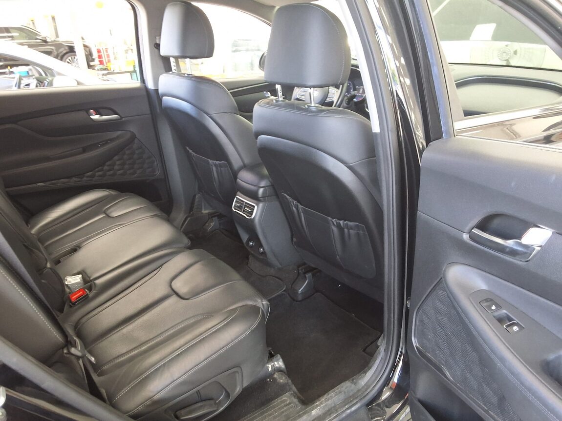 HYUNDAI THE NEW SANTA FE DIESEL 2.2 2WD PREMIUM 2021 - zdjęcie 14