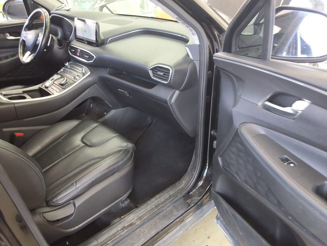 HYUNDAI THE NEW SANTA FE DIESEL 2.2 2WD PREMIUM 2021 - zdjęcie 15