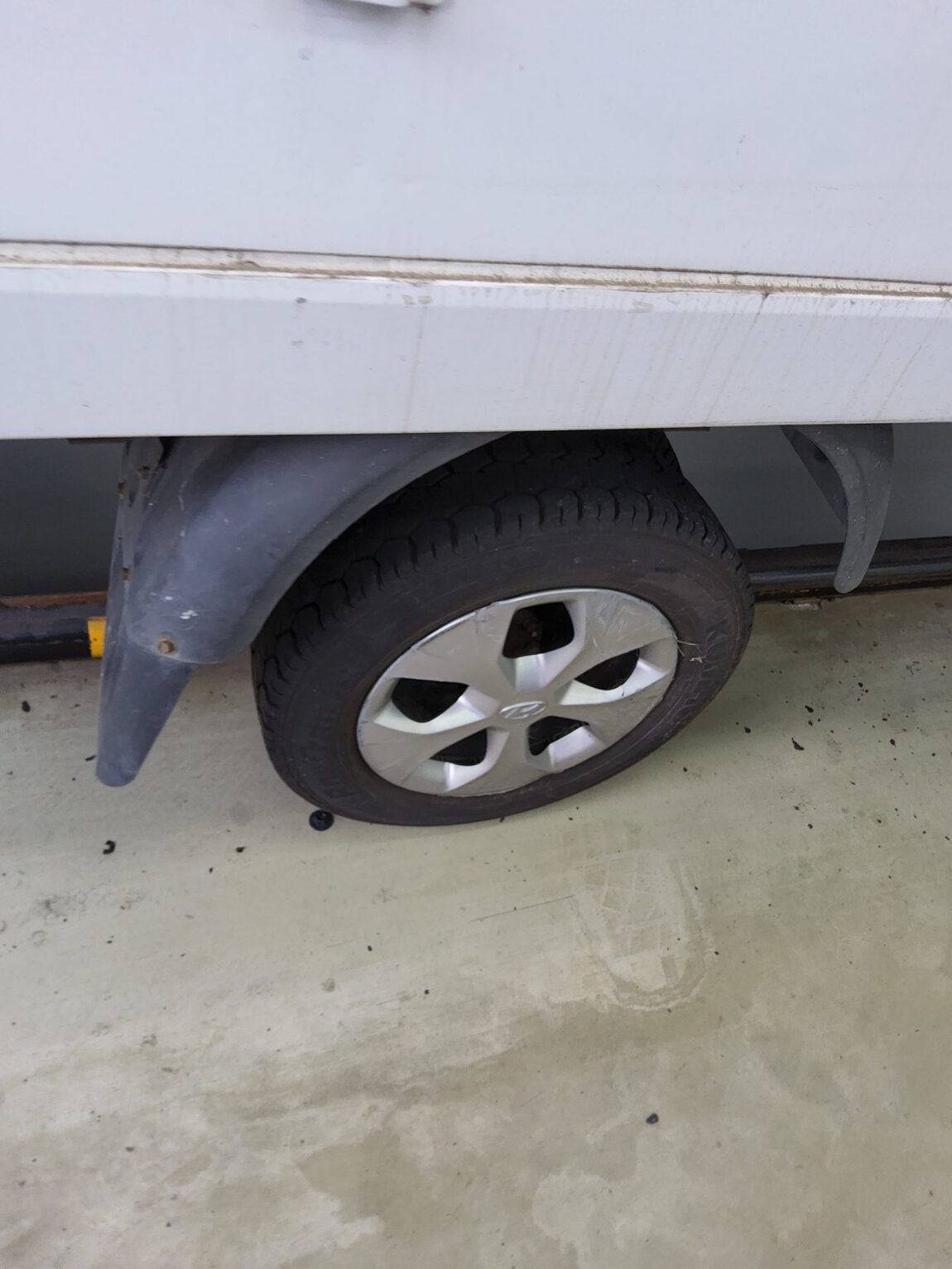 HYUNDAI PORTER II HIGH-ROOF BUILT-IN BOX TRUCK SUPER CAB 2020 - zdjęcie 20