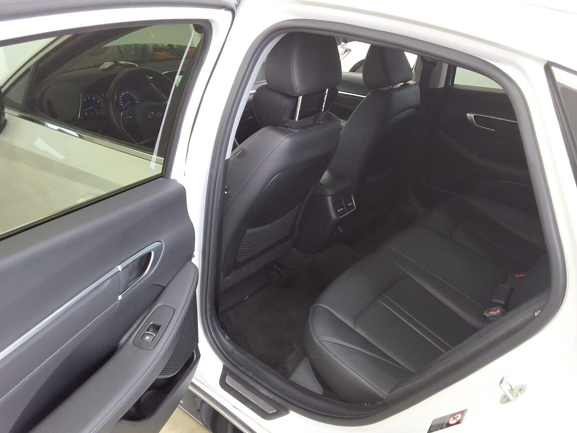HYUNDAI SONATA (DN8) G2.0 PREMIUM PLUS 2022 - zdjęcie 13