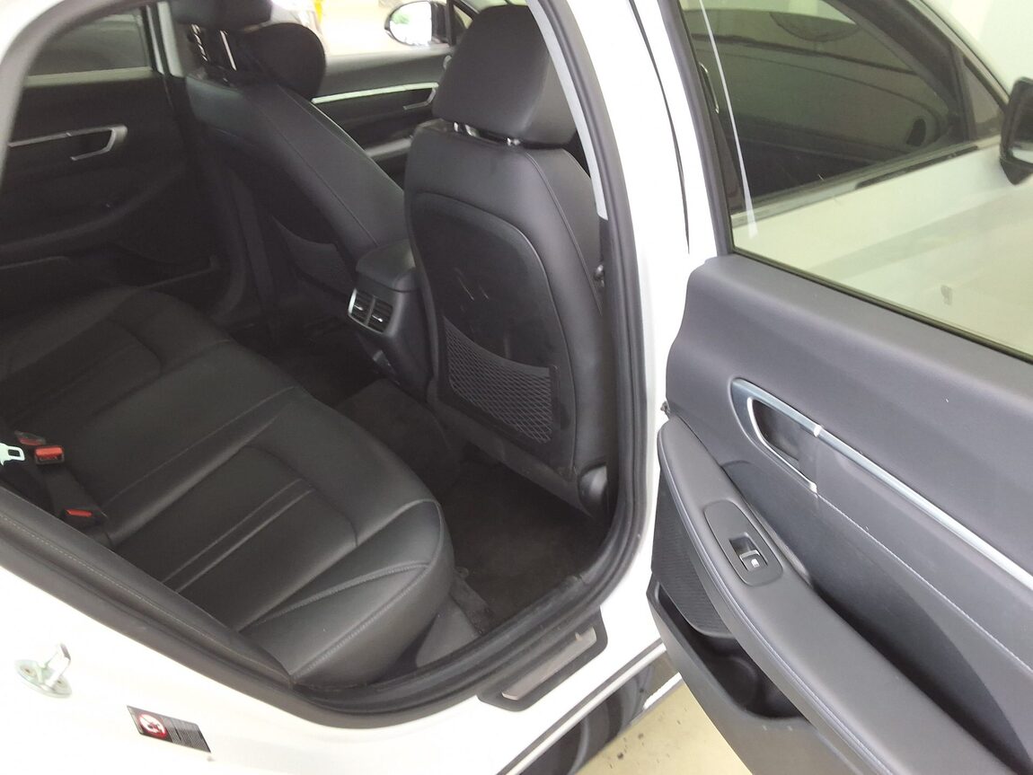 HYUNDAI SONATA (DN8) G2.0 PREMIUM PLUS 2022 - zdjęcie 14