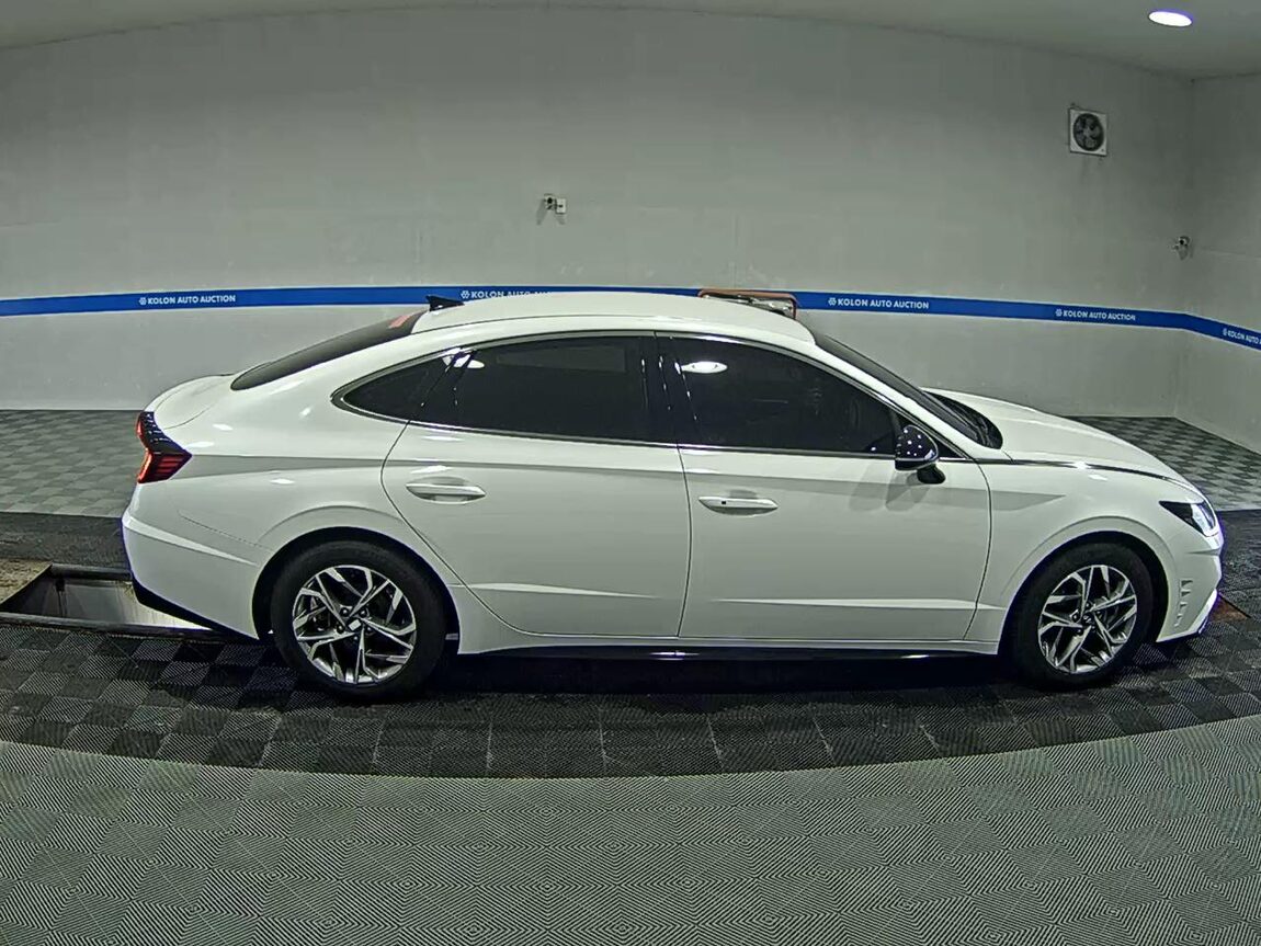 HYUNDAI SONATA (DN8) G2.0 PREMIUM PLUS 2022 - zdjęcie 4