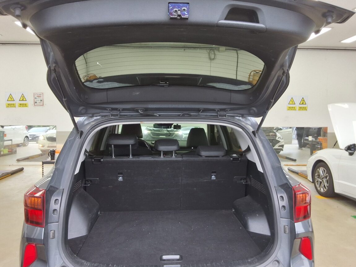KIA SELTOS 1.6 GASOLINE 2WD PRESTIGE 2022 - zdjęcie 15