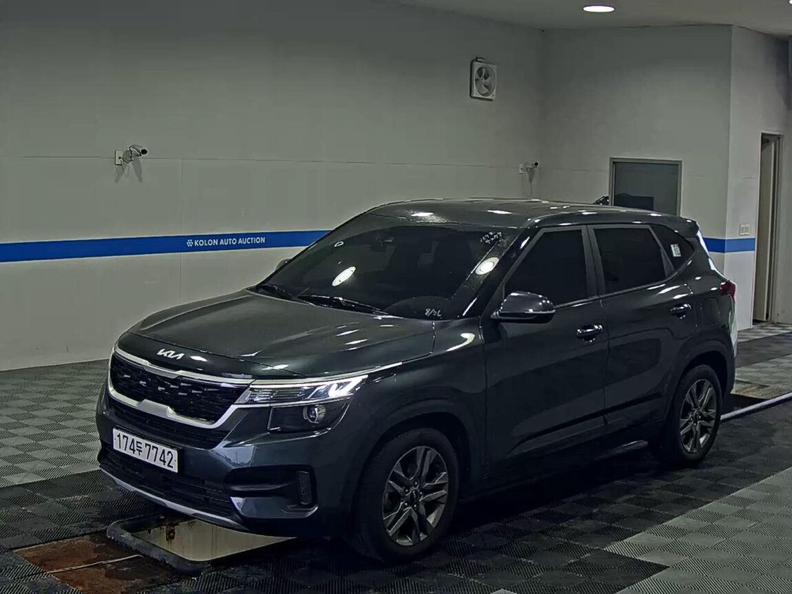 KIA SELTOS 1.6 GASOLINE 2WD PRESTIGE 2022 - zdjęcie 2