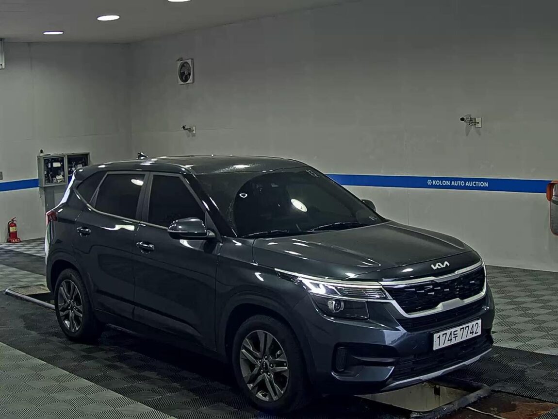 KIA SELTOS 1.6 GASOLINE 2WD PRESTIGE 2022 - zdjęcie 3
