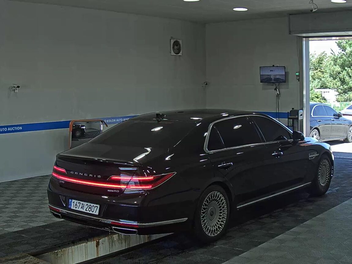 GENESIS G90 5.0 AWD PRESTIGE 2019 - zdjęcie 5