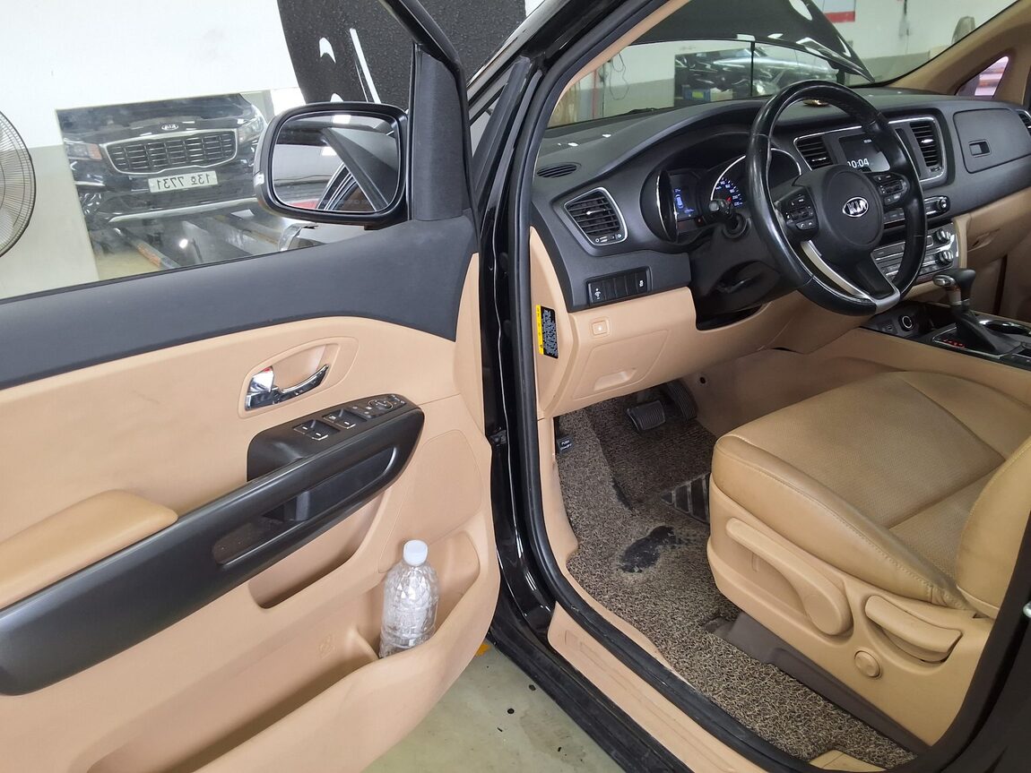 KIA THE NEW CARNIVAL 9-SEATER DIESEL LUXURY 2019 - zdjęcie 11