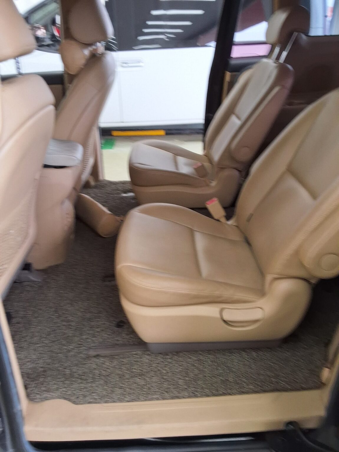KIA THE NEW CARNIVAL 9-SEATER DIESEL LUXURY 2019 - zdjęcie 13