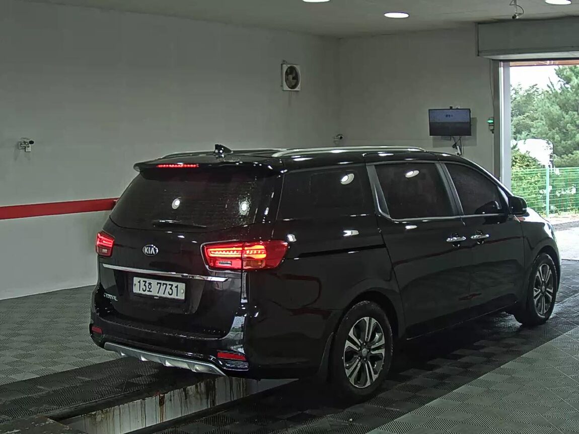 KIA THE NEW CARNIVAL 9-SEATER DIESEL LUXURY 2019 - zdjęcie 5