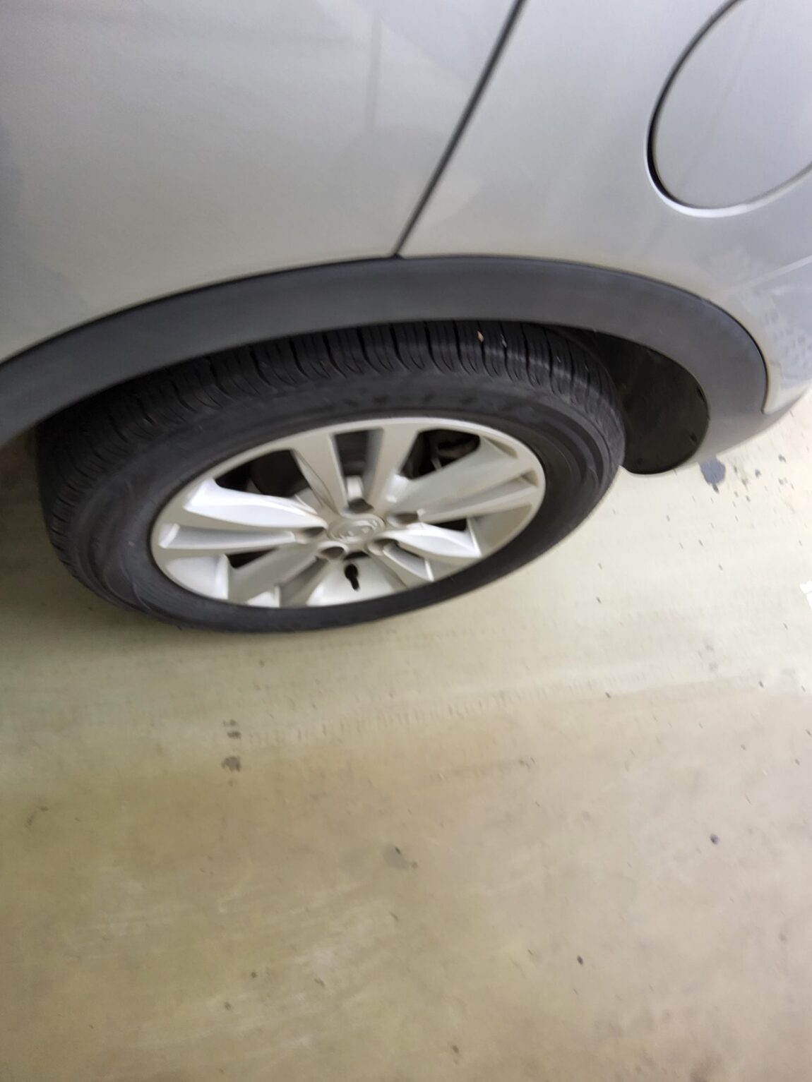 KG MOBILITY (SSANGYONG) TIVOLI GASOLINE 2WD VX 2015 - zdjęcie 21