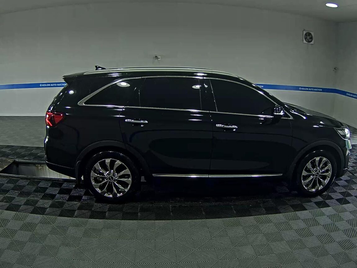 KIA THE NEW SORENTO DIESEL R2.2 2WD PRESTIGE NO.1 EDITION 2018 - zdjęcie 4