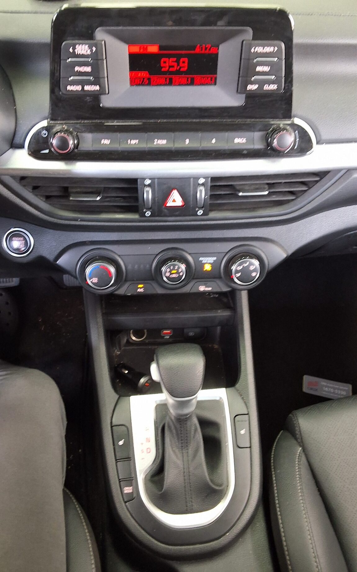KIA THE NEW K3 1.6 GASOLINE TRENDY 2022 - zdjęcie 18