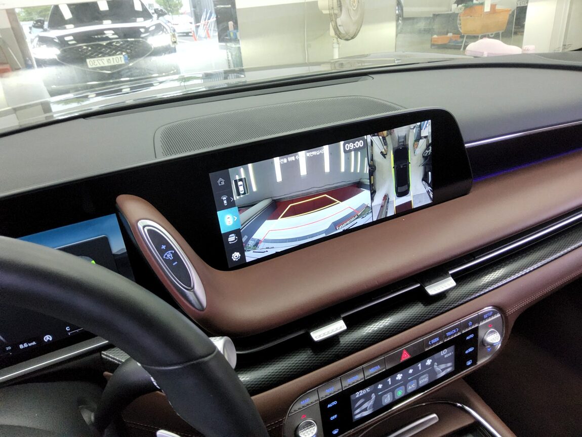 GENESIS NEW G90 3.5 TURBO AWD BASE MODEL 2022 - zdjęcie 17