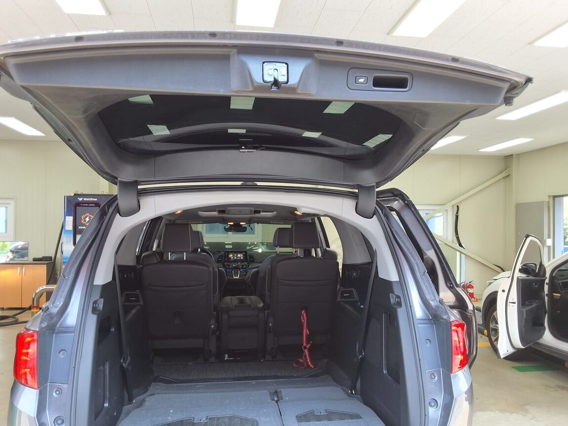 HONDA ODYSSEY (5TH GEN) 3.5 V6 ELITE 2021 - zdjęcie 16