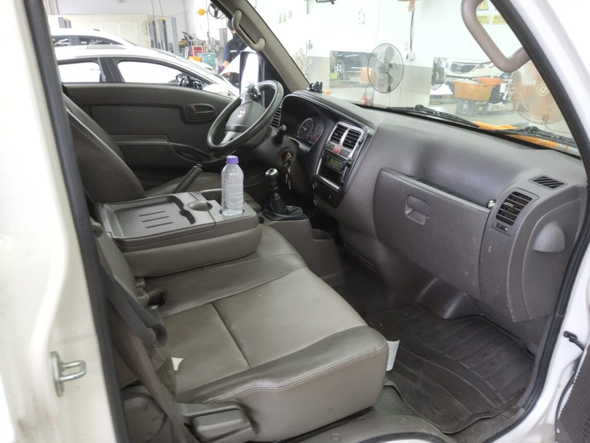 HYUNDAI PORTER II HIGH-ROOF BUILT-IN BOX TRUCK SUPER CAB 2016 - zdjęcie 11