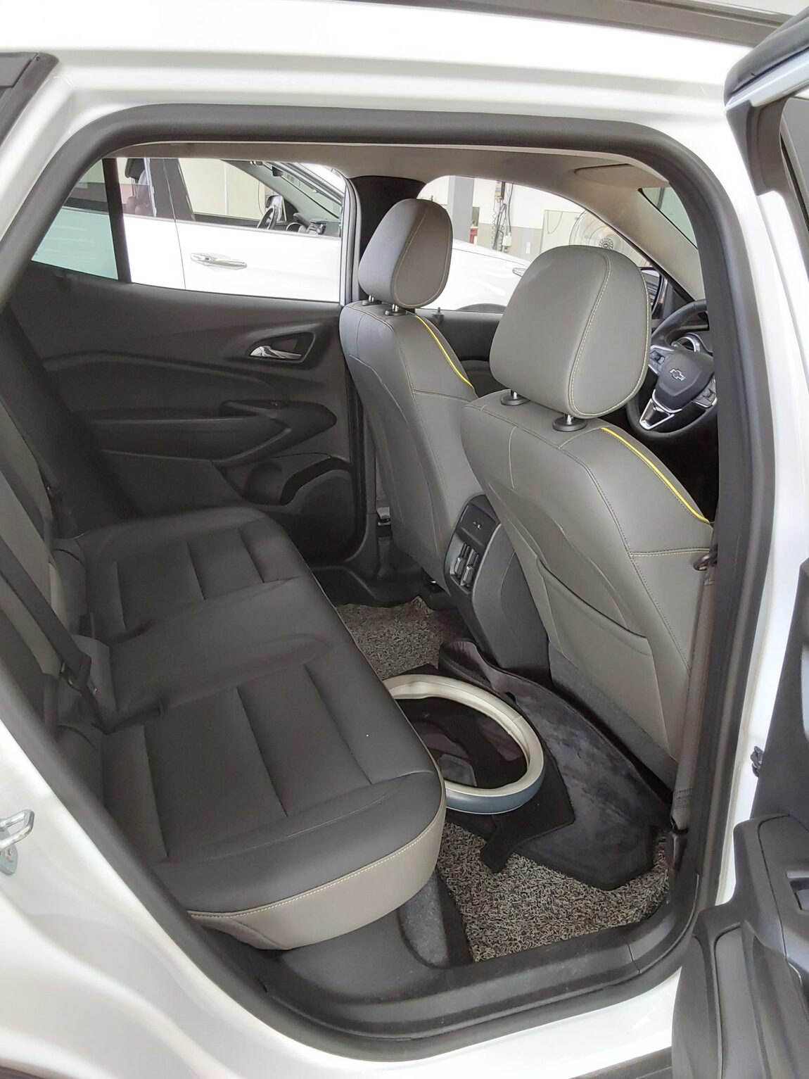 CHEVROLET (DAEWOO) TRAX CROSSOVER 1.2 GASOLINE TURBO ACTIVE 2024 - zdjęcie 13